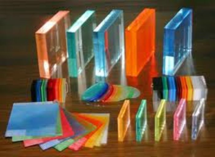 ACRILICO - Plexiglas / Plaskolite, Inc. / Lucite Internaciona