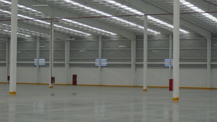 NAVE DE USO INDUSTRIAL O ALMACENAMIENTO CEDIS - NAVE CENTRO DE DISTRIBUCION