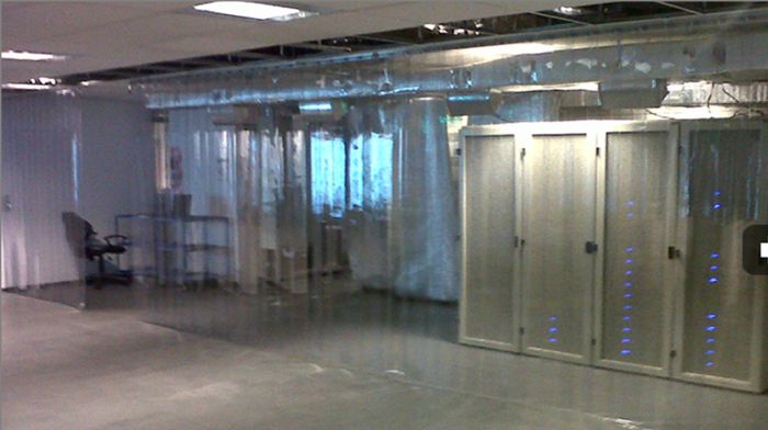 CORTINA HAWAIANA PVC PARA LABORATORIOS. - ELCO USA