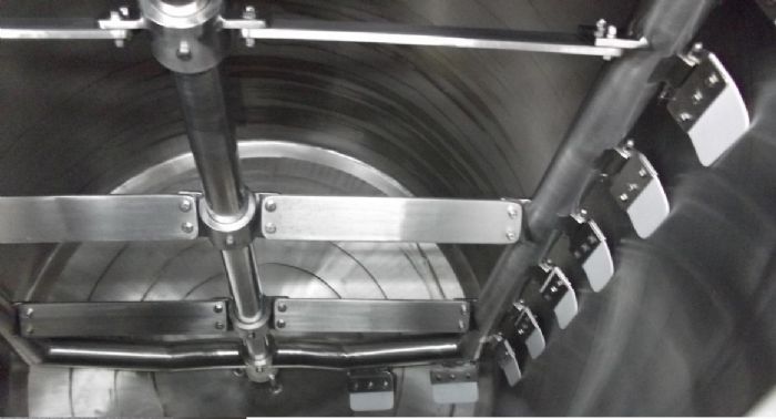 SISTEMA DE AGITACION TIPO ANCLA CON RASPADORES DE TEFLON - INOX ACERO