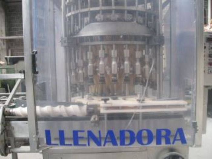LLENADORA DE LIQUIDOS - 