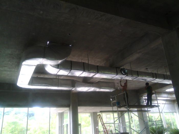 DUCTERIA DE LAMINA GALV./ACERO INOX./ NEGRA - TRANE / MIRAGE / CARRIER / YORK / LG.