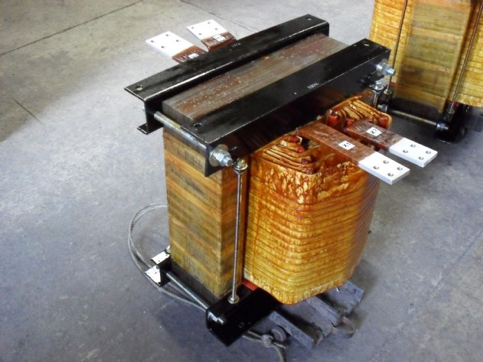 TRANSFORMADORES TIPO SECO - 