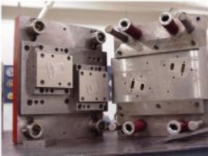 TROQUELES COMPUESTOS - TROQUELADOS