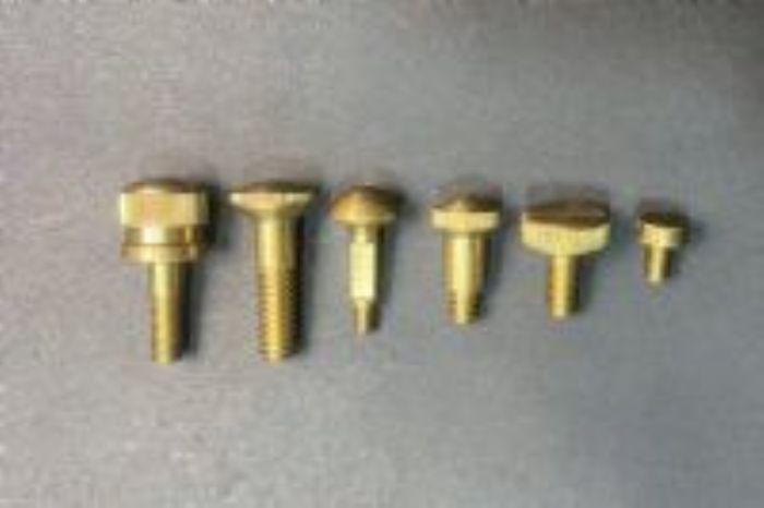 Tornillos especiales en latón - MATOPREC
