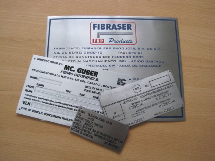 Placa de Identificación, Grabada en Metal - AB Grabados