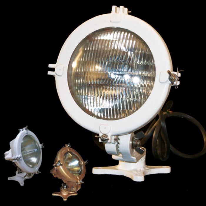 Reflector hermético tipo marino. - PLN ILUMINACION