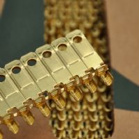 Pata de clavija larga