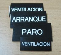 Placa de Identificación, Grabada en Plástico