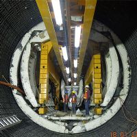 Análisis y diseño de lumbreras: flotadas, muros milán, anillos de concretos prefabricados de concreto